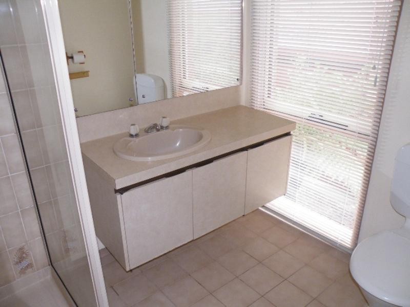 26 Miriam Close, Wheelers Hill VIC 3150