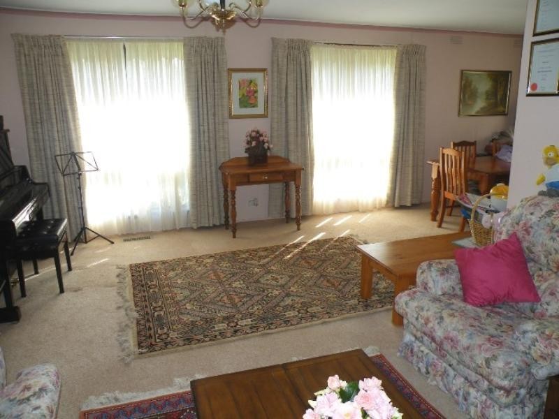 47 Annandale Crescent, Glen Waverley VIC 3150