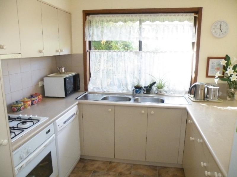 47 Annandale Crescent, Glen Waverley VIC 3150