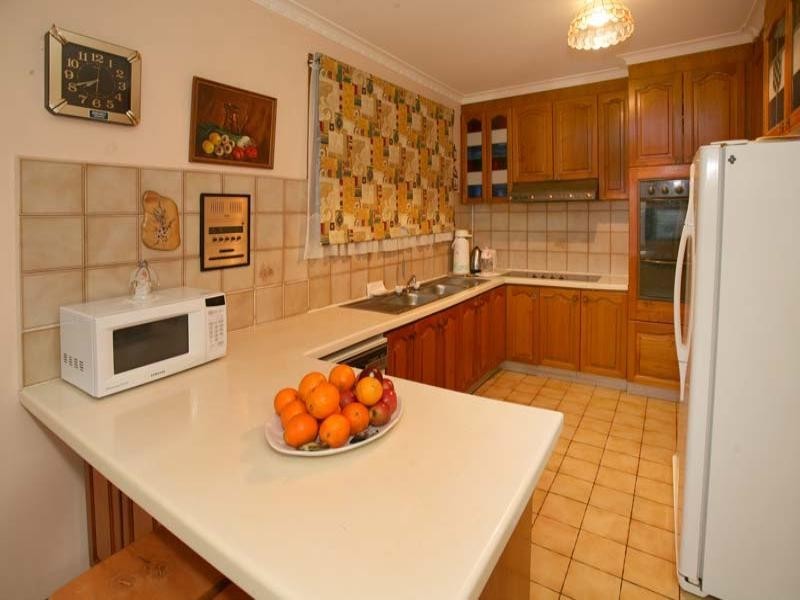 35 Burchall Grove, Dandenong North VIC 3175