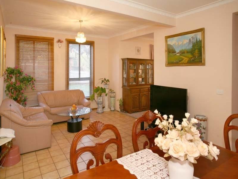 35 Burchall Grove, Dandenong North VIC 3175