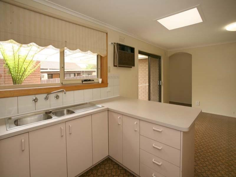 28 Rembrandt Drive, Wheelers Hill VIC 3150