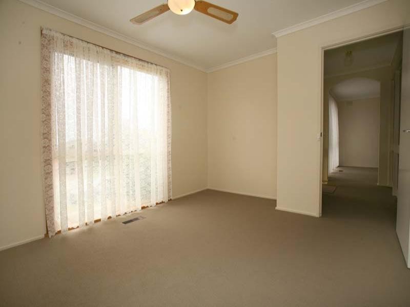 28 Rembrandt Drive, Wheelers Hill VIC 3150