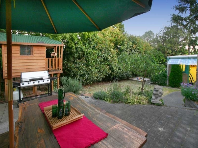 13 Nethercote Drive, Mount Waverley VIC 3149
