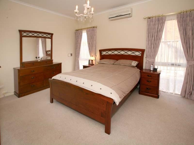 8 Talwood Court, Burwood East VIC 3151