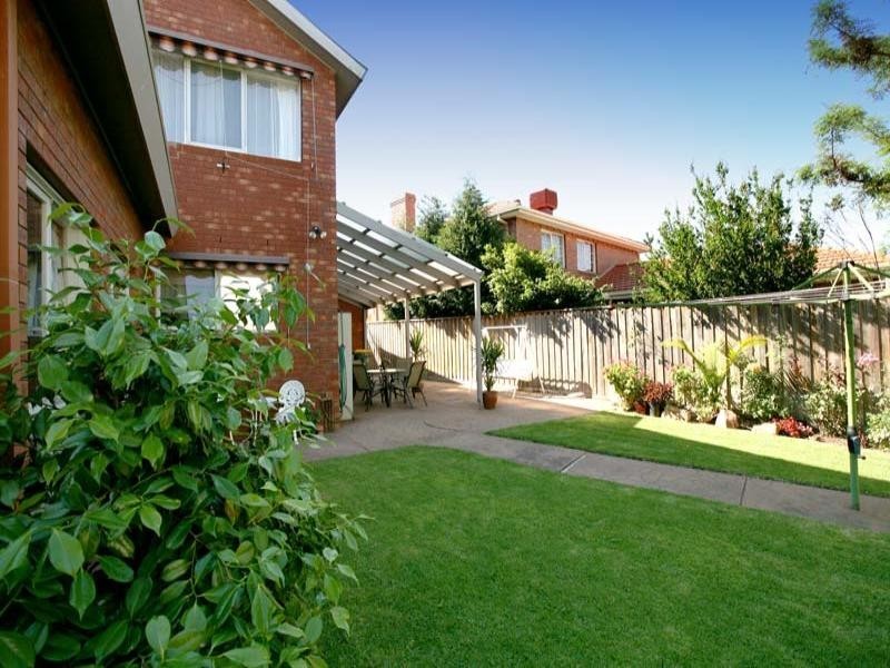 8 Talwood Court, Burwood East VIC 3151