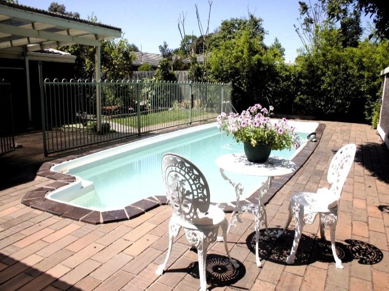 49 Botanic Drive, Glen Waverley VIC 3150