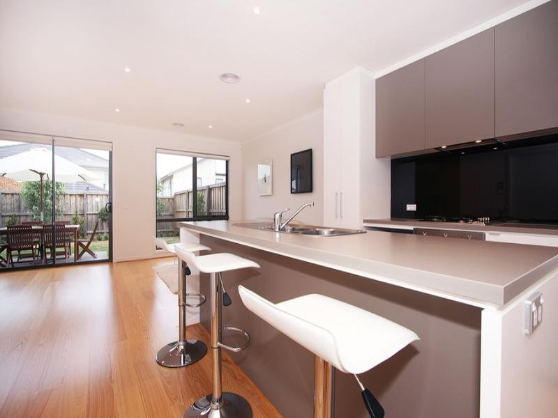 65 Waverley Park Drive, Mulgrave VIC 3170