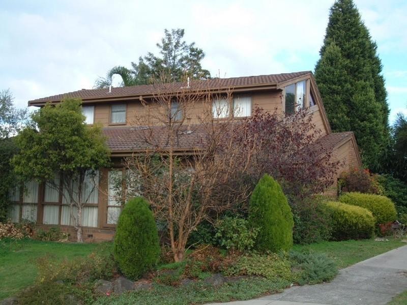 2 Palmerston Crescent, Wheelers Hill VIC 3150