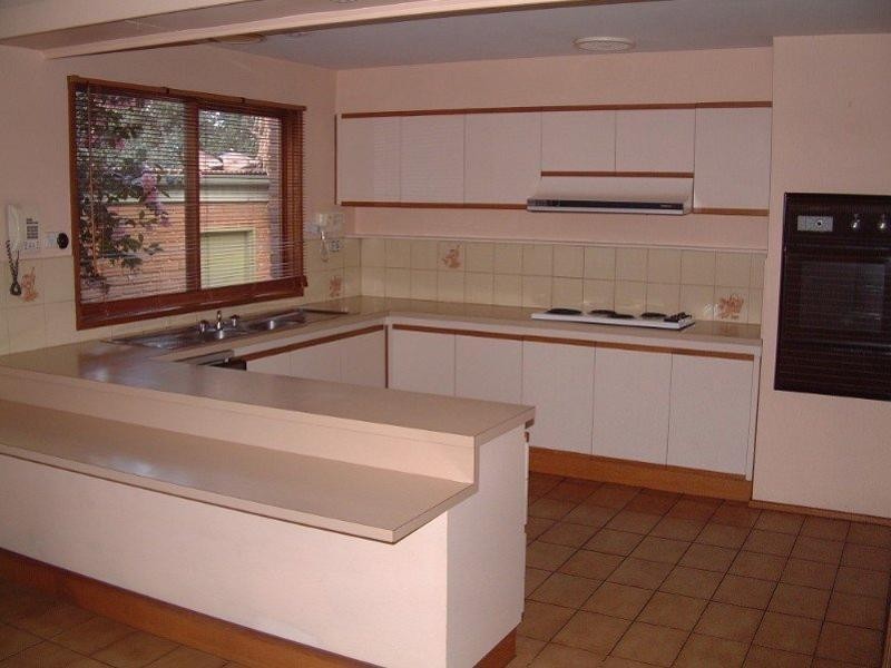 2 Palmerston Crescent, Wheelers Hill VIC 3150