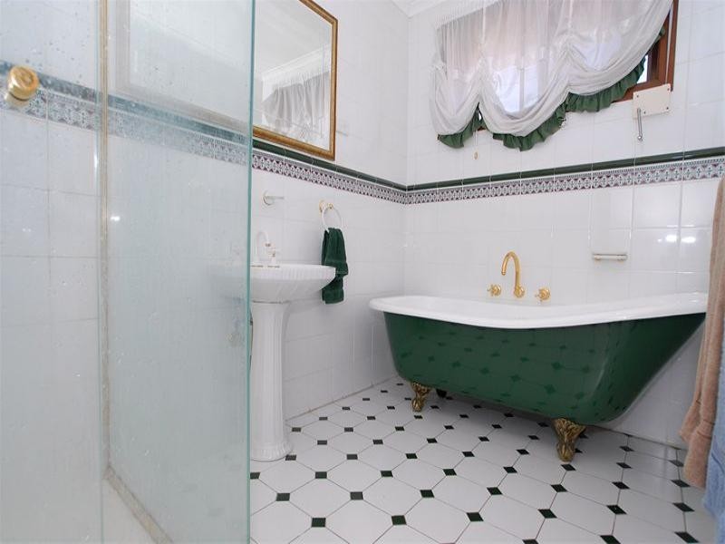 5 Marykirk Drive, Wheelers Hill VIC 3150