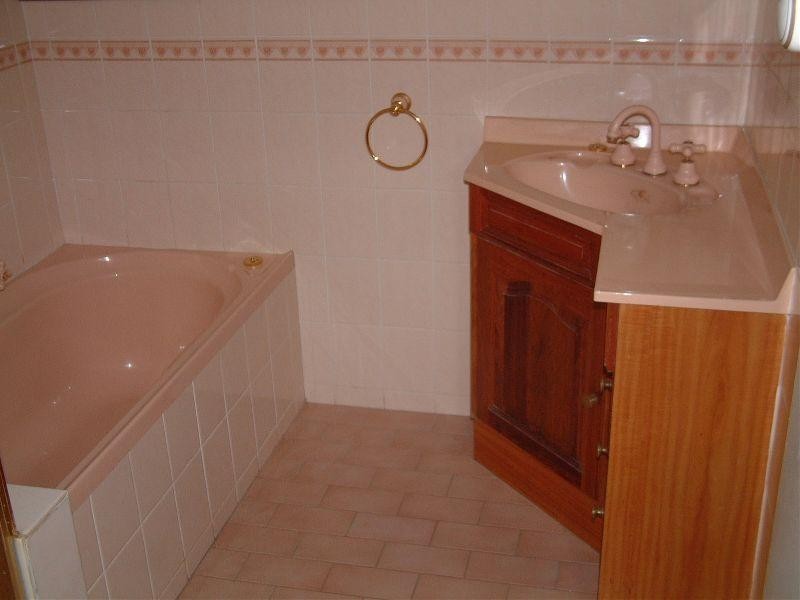 9 Margate Crescent, Glen Waverley VIC 3150