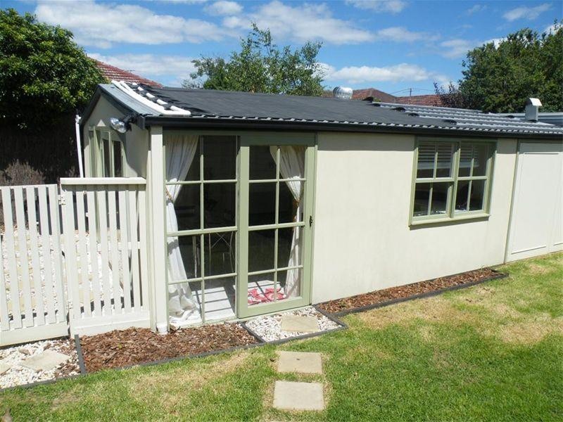 Rear 4 Plymouth Street, Bentleigh East VIC 3165