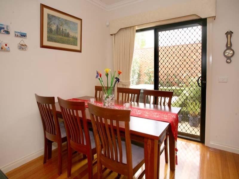 2/2 Jacqueline Road, Mount Waverley VIC 3149