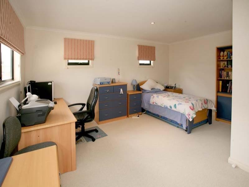 2/2 Jacqueline Road, Mount Waverley VIC 3149