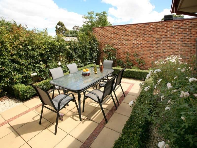 2/2 Jacqueline Road, Mount Waverley VIC 3149