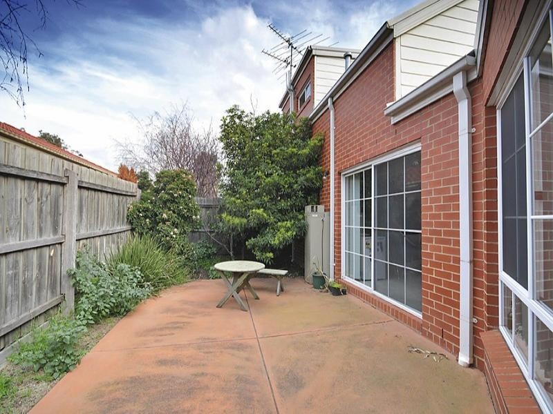 4/5 Rae Street, Chadstone VIC 3148