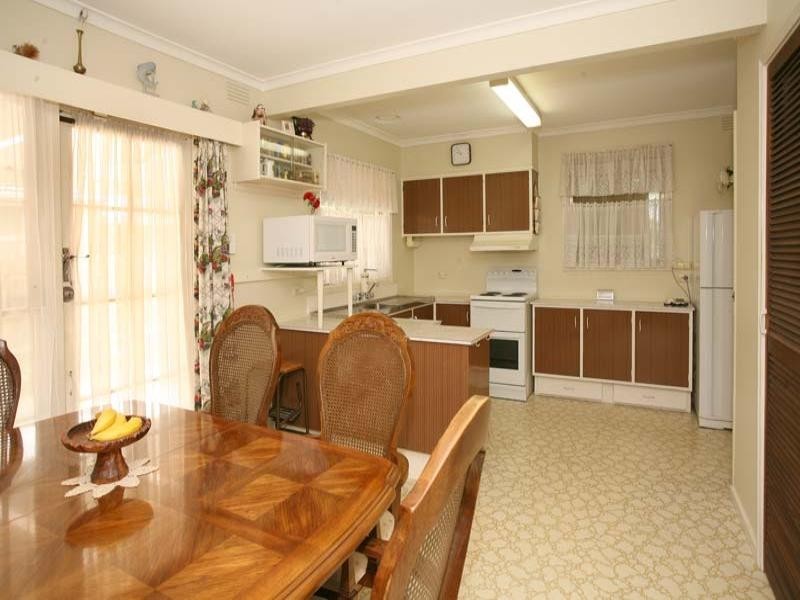 7 Balmoral Court, Glen Waverley VIC 3150