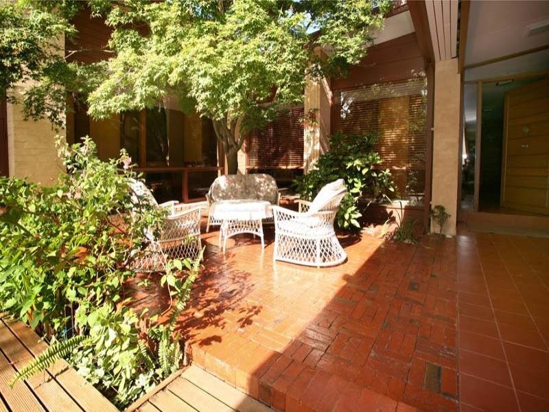 3 Villa Mews, Vermont VIC 3133