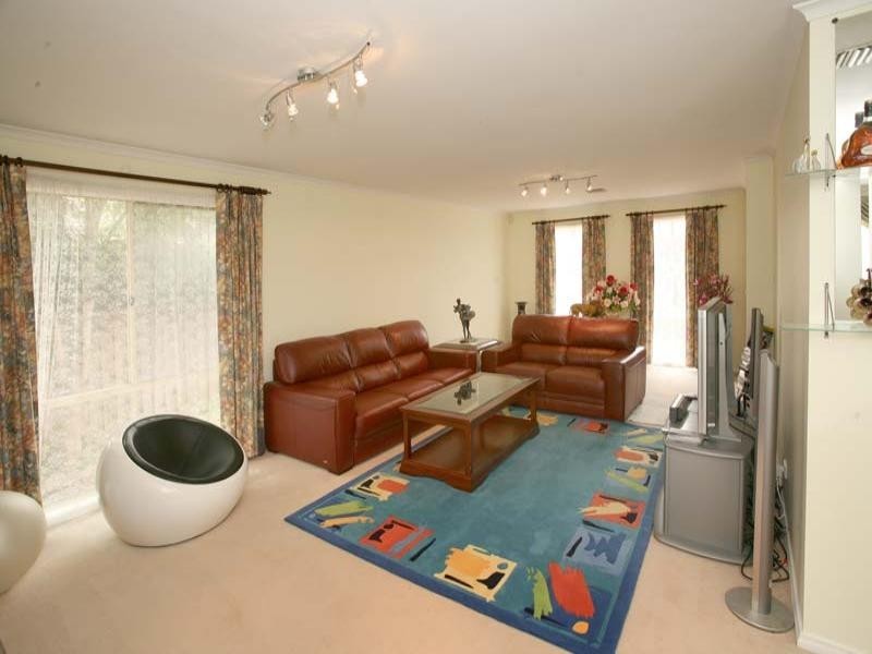 21 Garrisson Drive, Glen Waverley VIC 3150