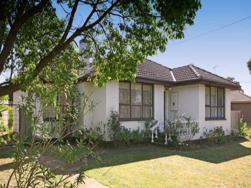 13 Suemar Street, Mulgrave VIC 3170