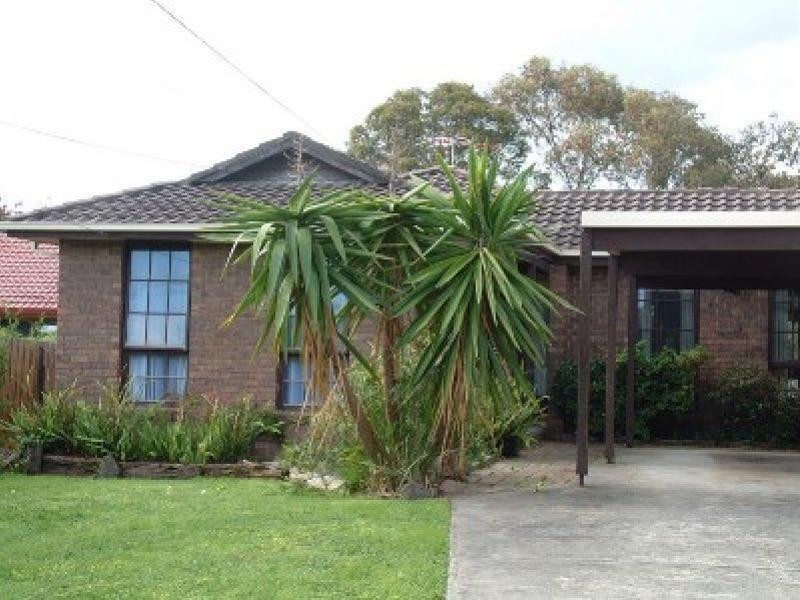 39 Phoenix Drive, Wheelers Hill VIC 3150