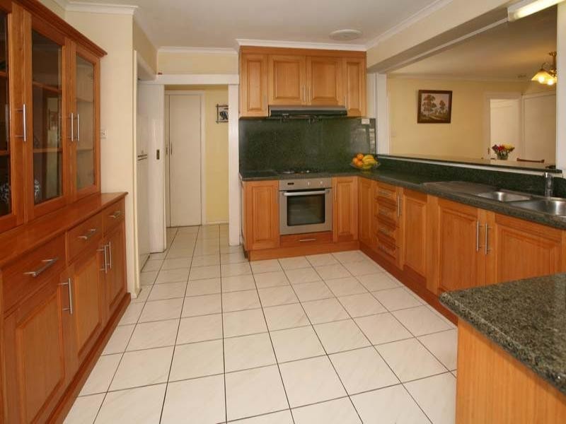 9 Sim Street, Mount Waverley VIC 3149