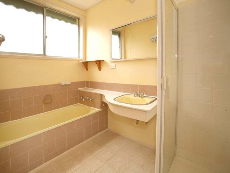 9 Stratford Court, Mulgrave VIC 3170
