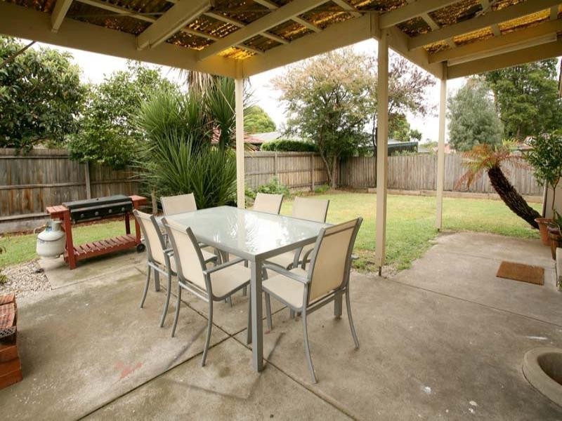9 Stratford Court, Mulgrave VIC 3170