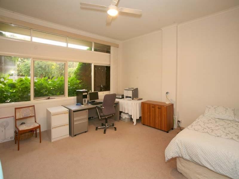 15 Ranfurlie Drive, Glen Waverley VIC 3150