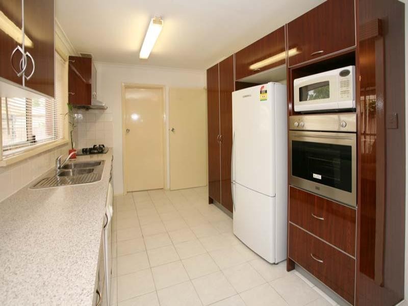 47 Newhaven Road, Burwood East VIC 3151