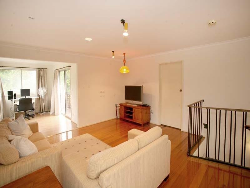 47 Newhaven Road, Burwood East VIC 3151