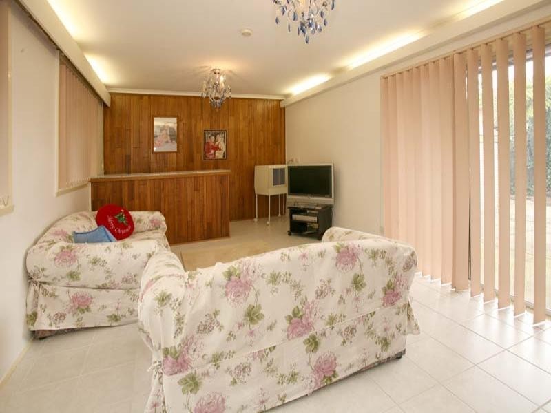 47 Newhaven Road, Burwood East VIC 3151