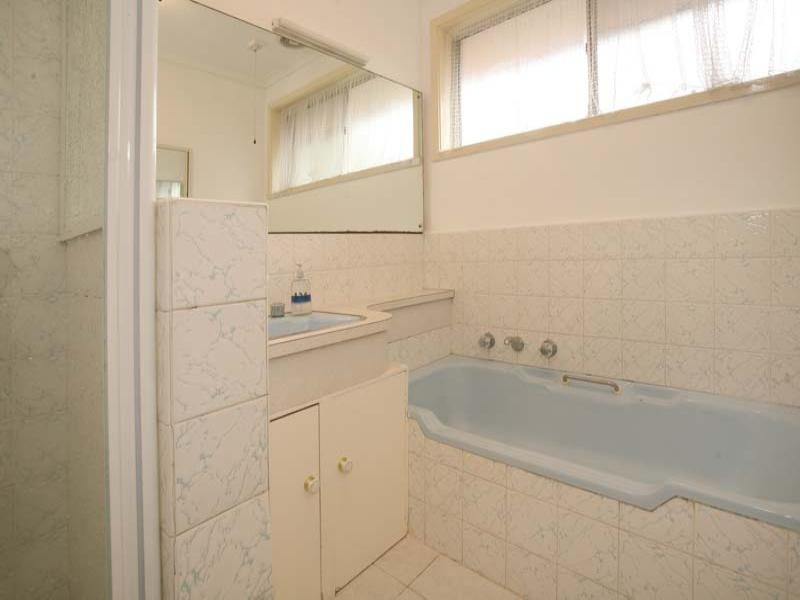 47 Newhaven Road, Burwood East VIC 3151