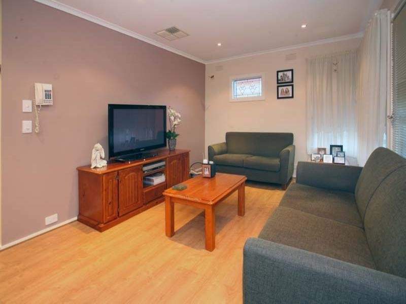 25 Huxley Avenue, Mulgrave VIC 3170