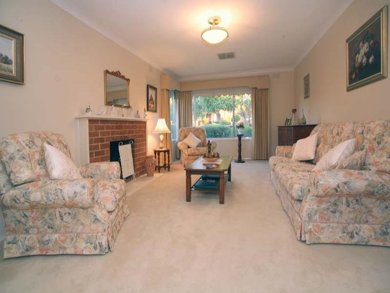 25 Huxley Avenue, Mulgrave VIC 3170