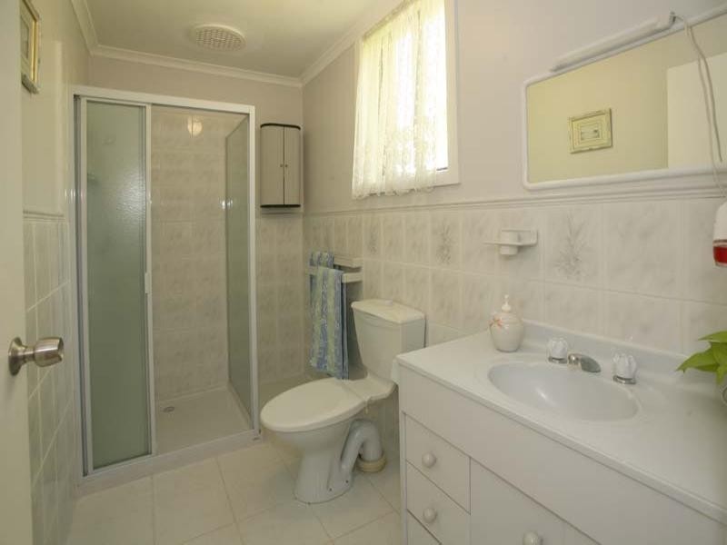 22 Halls Parade, Mitcham VIC 3132