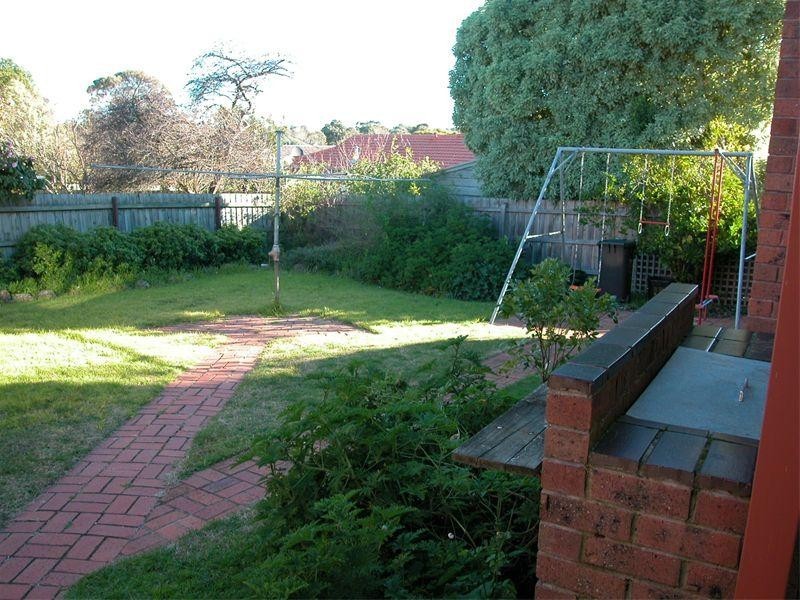 3 Galahad Crescent, Glen Waverley VIC 3150