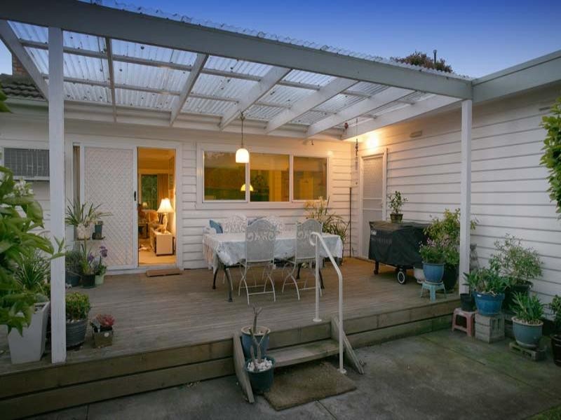 12 Allen Street, Glen Waverley VIC 3150