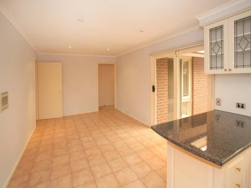 27 Amblecote Crescent, Mulgrave VIC 3170