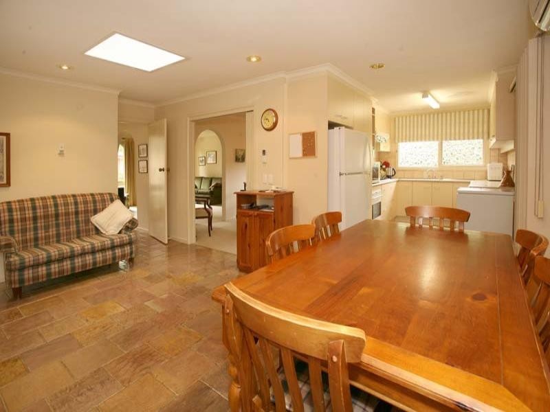 13 Summerhill Avenue, Wheelers Hill VIC 3150