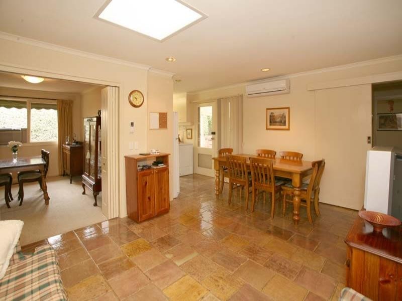 13 Summerhill Avenue, Wheelers Hill VIC 3150