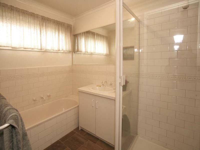 13 Summerhill Avenue, Wheelers Hill VIC 3150