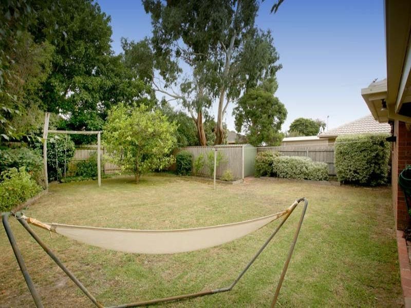 13 Summerhill Avenue, Wheelers Hill VIC 3150