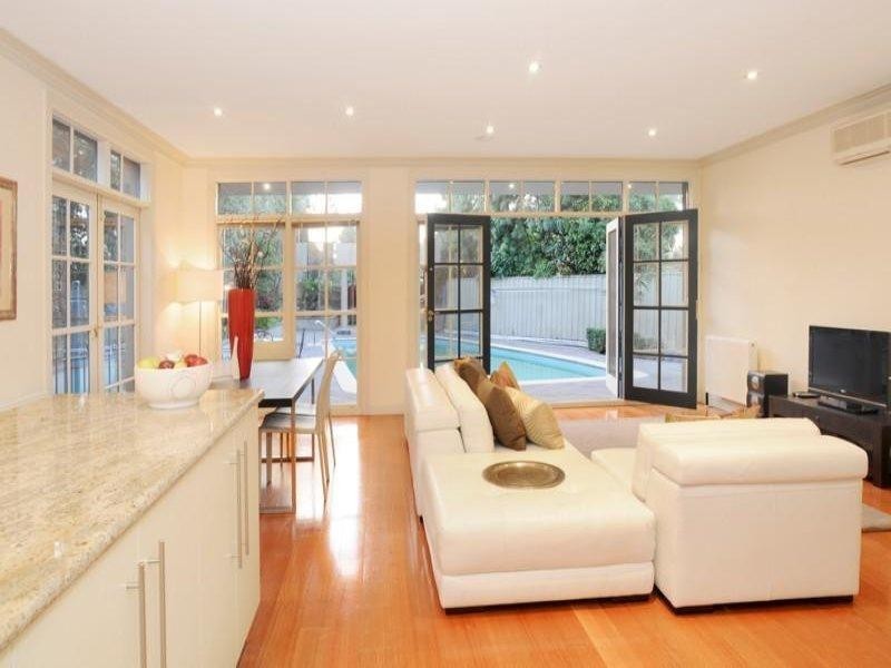 4 Carmel Court, Balwyn VIC 3103