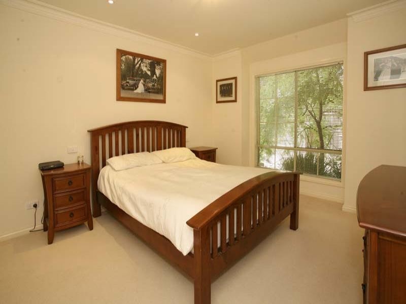 1/17 Landridge Street, Glen Waverley VIC 3150