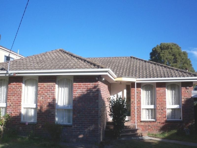 10 Chatswood Close, Glen Waverley VIC 3150