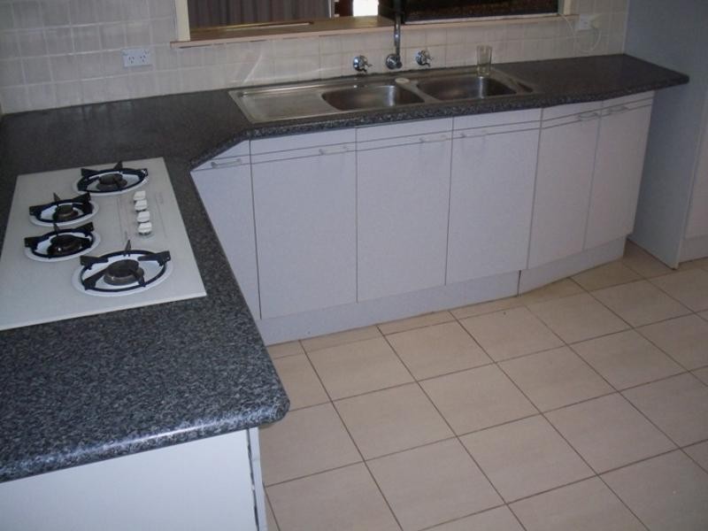 10 Chatswood Close, Glen Waverley VIC 3150