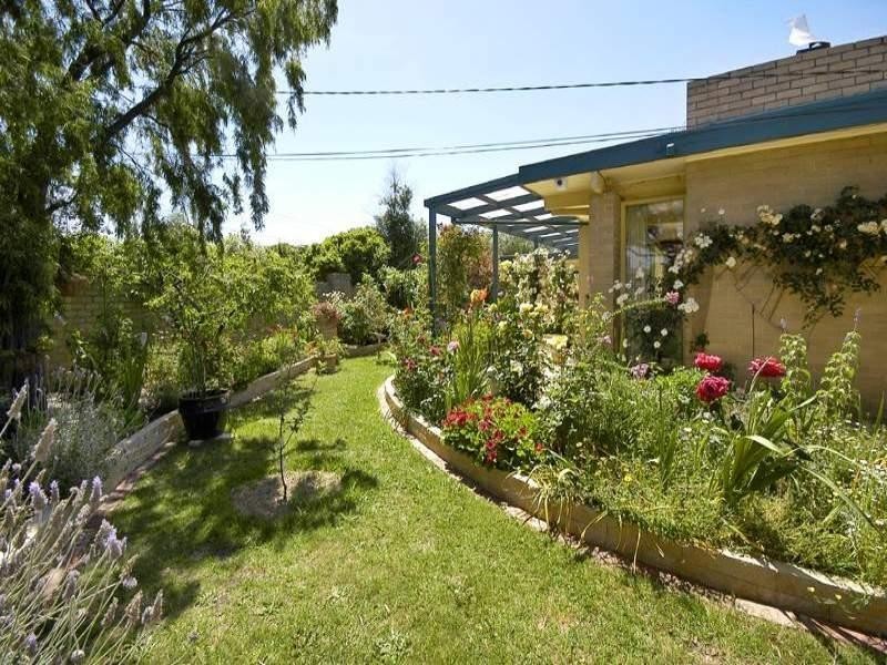 6 Oakton Close, Wheelers Hill VIC 3150