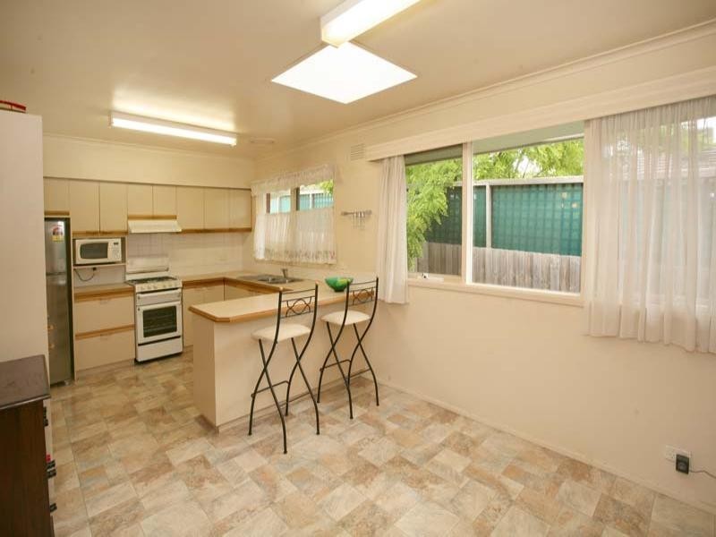 5 Blossom Court, Glen Waverley VIC 3150